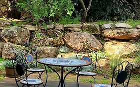 Alma Bahar - Charming 2 Bdrm House With Garden עלמה בהר - דירת אירוח בלב גן פורח